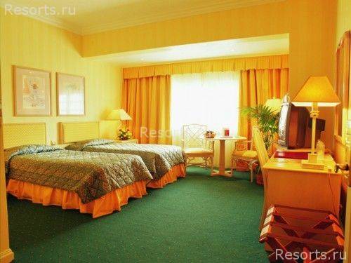 Ascot Hotel 5